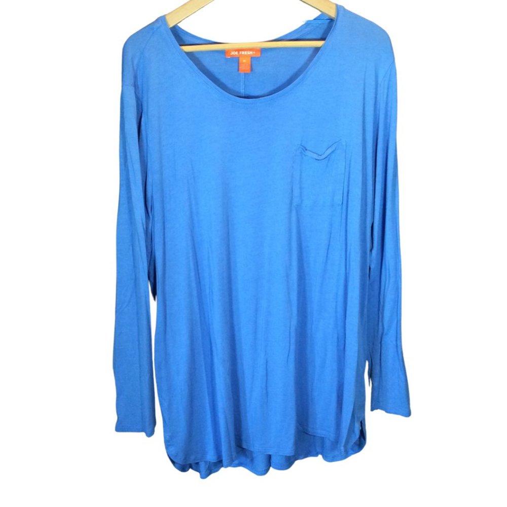 Size: 2X - Blue Long Sleeve Top w/ Pocket